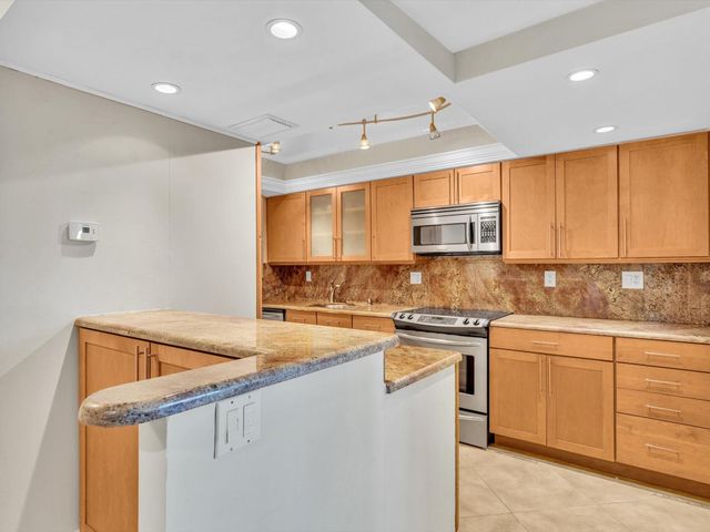 3300 NE 36th Street 1219, Fort Lauderdale, FL 33308