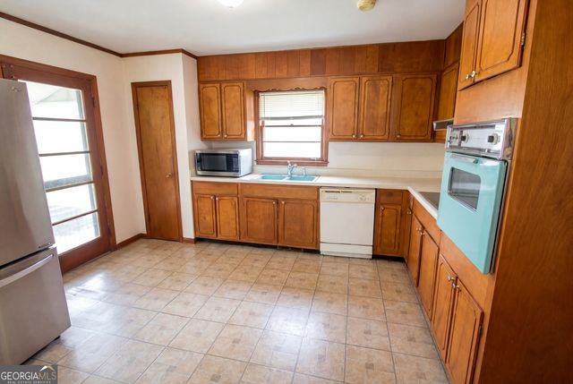 3191 Ernest W Barrett Parkway NW, Marietta, GA 30064