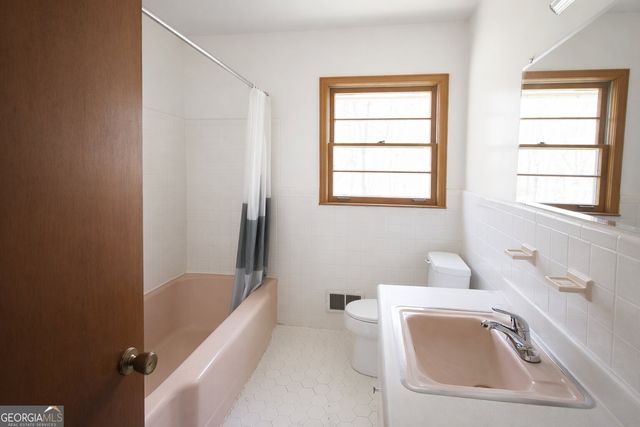 3191 Ernest W Barrett Parkway NW, Marietta, GA 30064