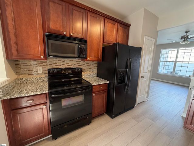 34 Swade Way, Greer, SC 29650