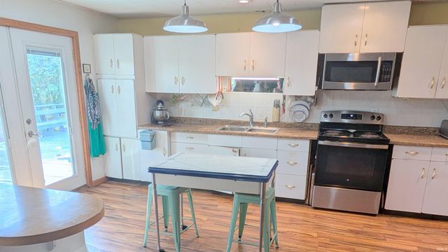 1540 Western Avenue, Bluffton, IN 46714