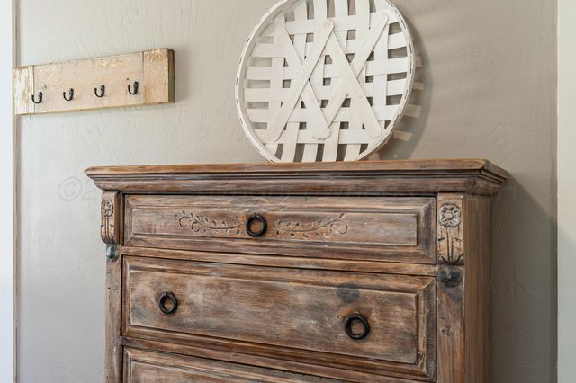 2806 S TYLER Street, Amarillo, TX 79109