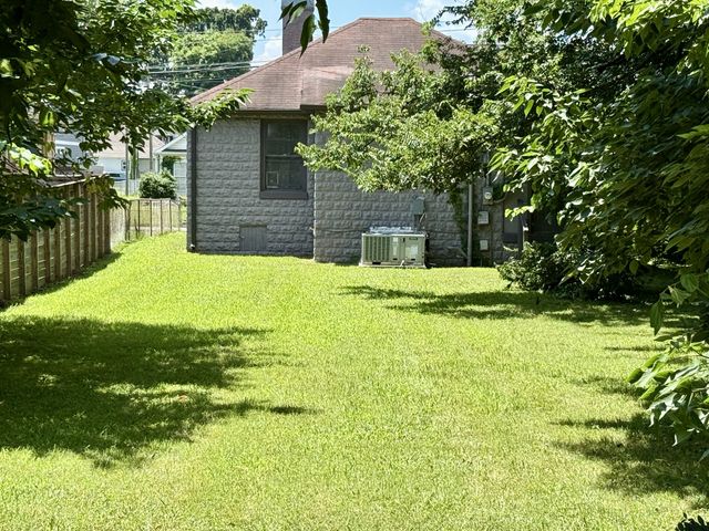 1916 9th Ave, N, Nashville, TN 37208