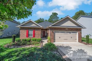 440 Planters Way, Mount Holly, NC 28120
