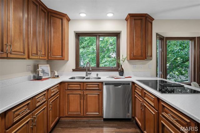 5 Sheran Court, St Charles, MO 63303