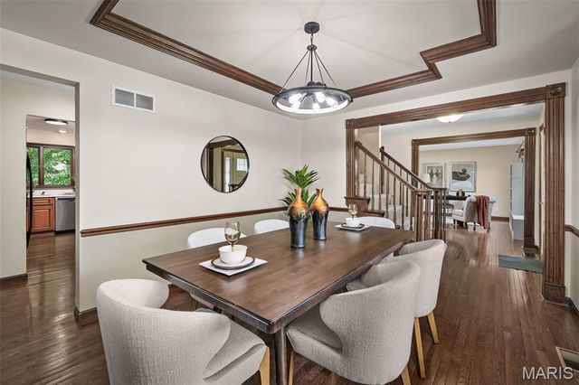 5 Sheran Court, St Charles, MO 63303