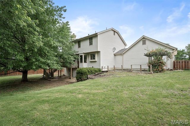 5 Sheran Court, St Charles, MO 63303