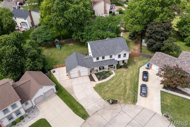 5 Sheran Court, St Charles, MO 63303