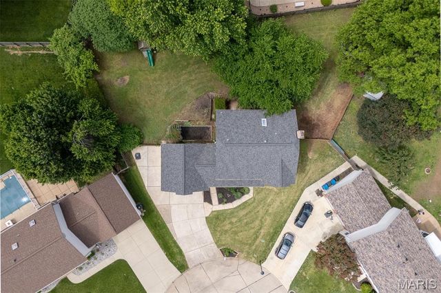 5 Sheran Court, St Charles, MO 63303