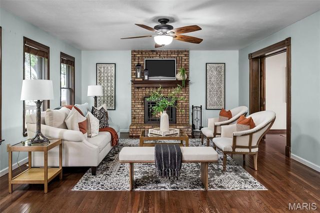 5 Sheran Court, St Charles, MO 63303