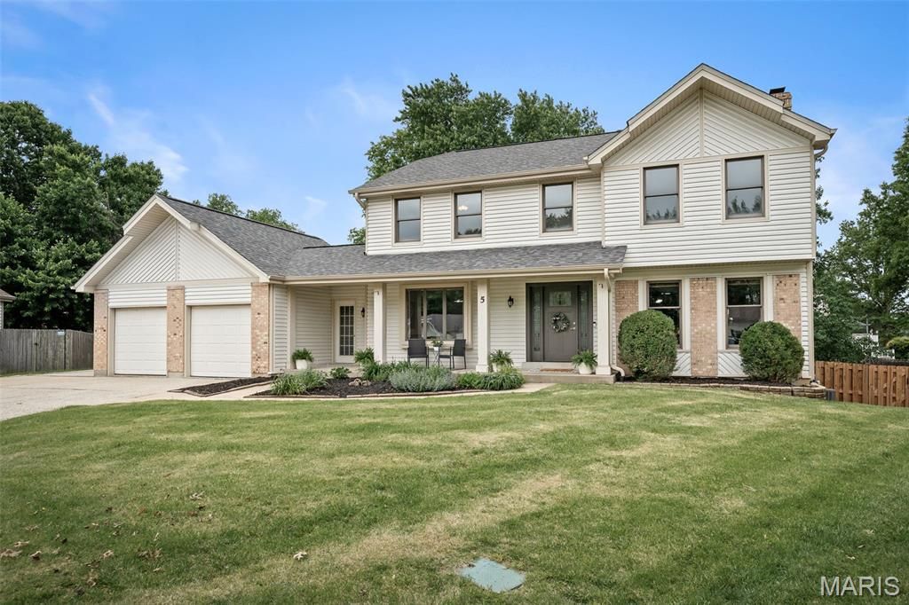 5 Sheran Court, St Charles, MO 63303