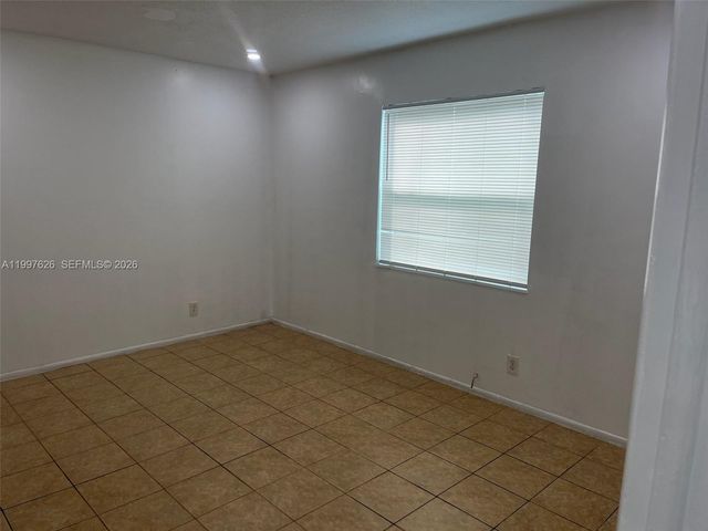 4800 NW 24th Court D103, Lauderdale Lakes, FL 33313