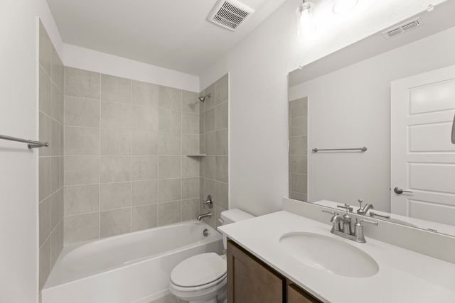 900 Collegiate Drive, Little Elm, TX 75068
