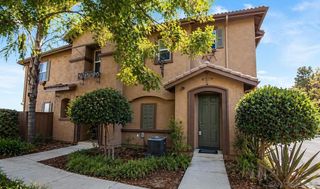 425 S Meadowbrook Dr 124, San Diego, CA 92114
