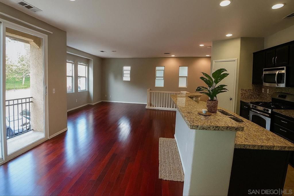 425 S Meadowbrook Dr 124, San Diego, CA 92114 — photo 5