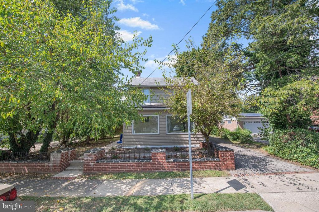 7330 SYCAMORE AVE, Elkins Park, PA 19027