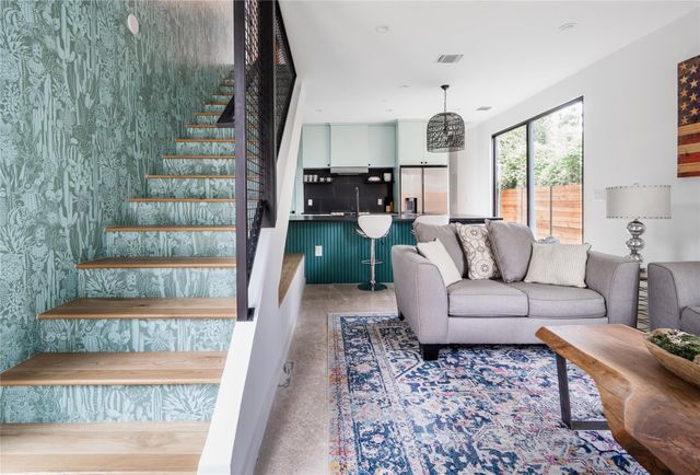 1103 Cherico ST 2, Austin, TX 78702