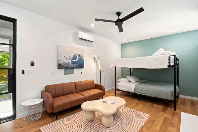 1103 Cherico ST 2, Austin, TX 78702