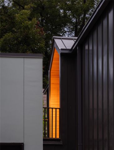 1103 Cherico ST 2, Austin, TX 78702