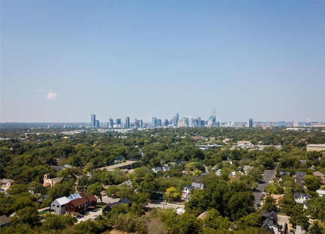 1103 Cherico ST 2, Austin, TX 78702