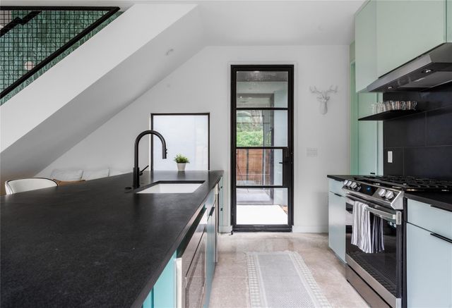 1103 Cherico ST 2, Austin, TX 78702