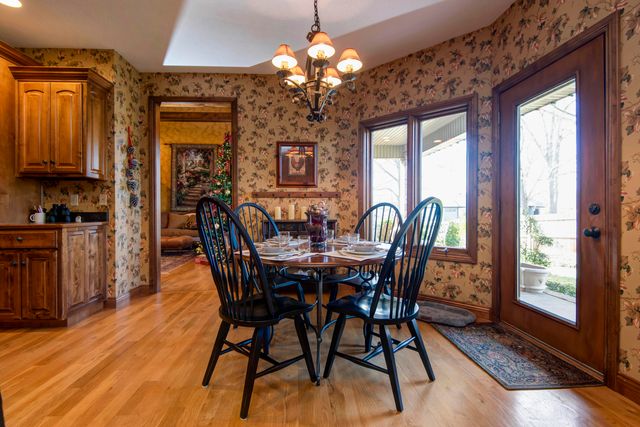 5653 S Lake Ridge, Springfield, MO 65804