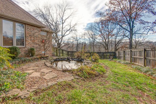 5653 S Lake Ridge, Springfield, MO 65804