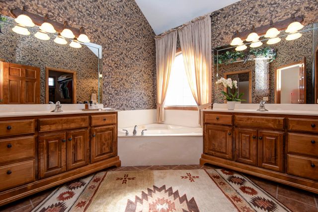 5653 S Lake Ridge, Springfield, MO 65804