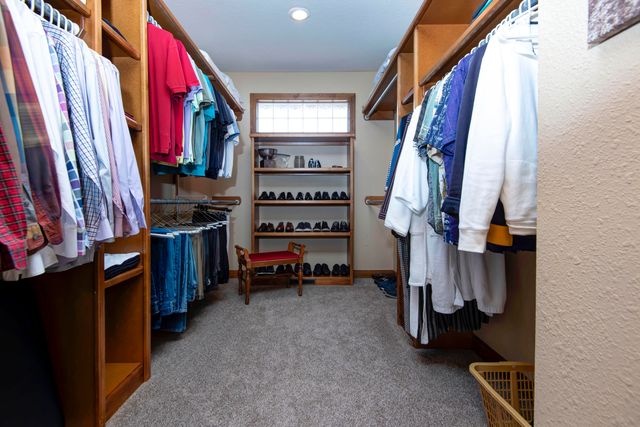 5653 S Lake Ridge, Springfield, MO 65804