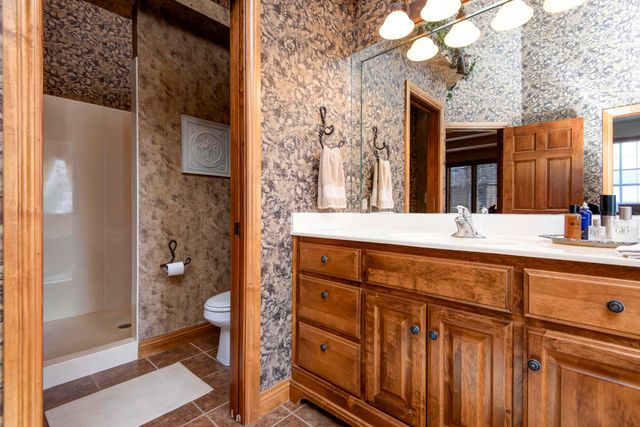 5653 S Lake Ridge, Springfield, MO 65804