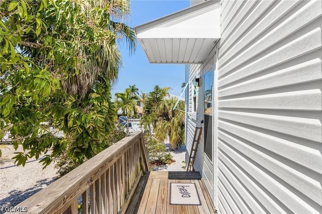 2432 Sycamore ST, St James City, FL 33956