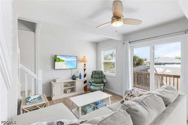 2432 Sycamore ST, St James City, FL 33956