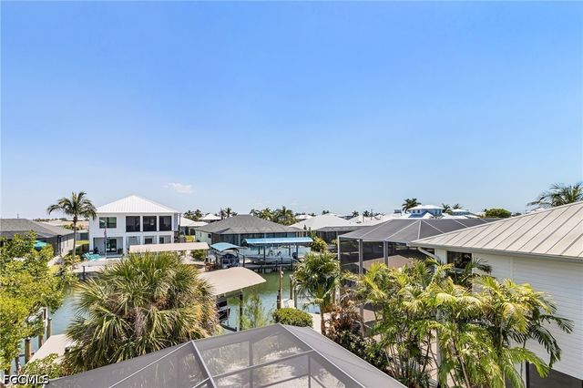 2432 Sycamore ST, St James City, FL 33956