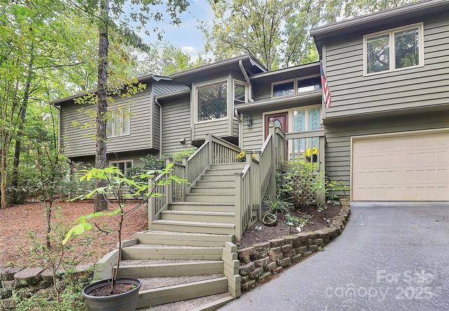 16 Woodvine Lane, Clover, SC 29710