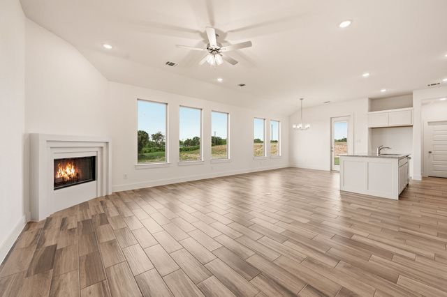 120 Park Hurst Drive, Boyd, TX 76023