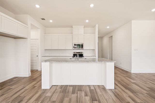 120 Park Hurst Drive, Boyd, TX 76023