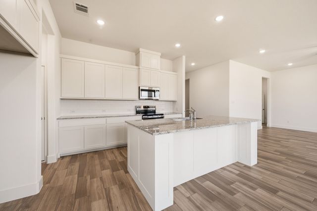 120 Park Hurst Drive, Boyd, TX 76023