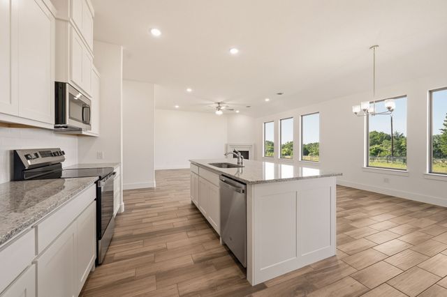 120 Park Hurst Drive, Boyd, TX 76023