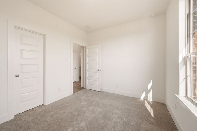 120 Park Hurst Drive, Boyd, TX 76023
