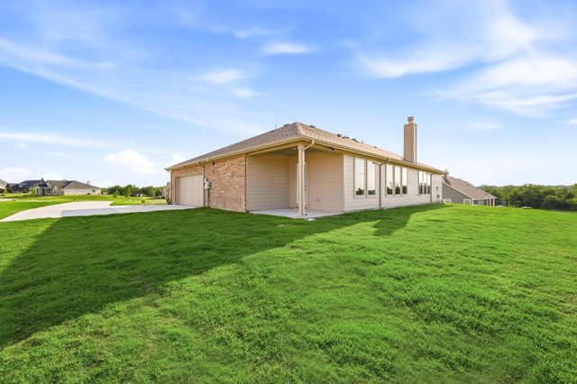 120 Park Hurst Drive, Boyd, TX 76023