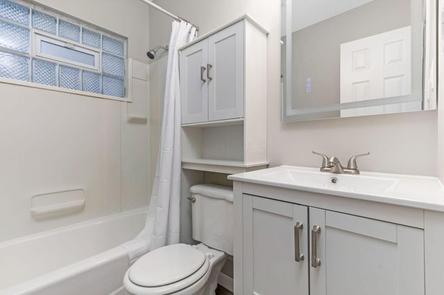 1767 Alcoy Drive, Columbus, OH 43227