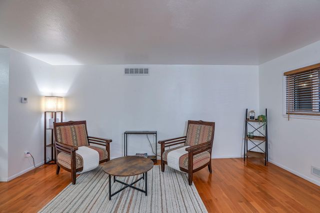 2813 Florida Street NE, Albuquerque, NM 87110