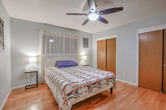 2813 Florida Street NE, Albuquerque, NM 87110