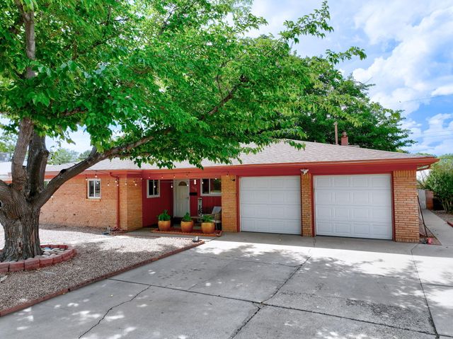 2813 Florida Street NE, Albuquerque, NM 87110
