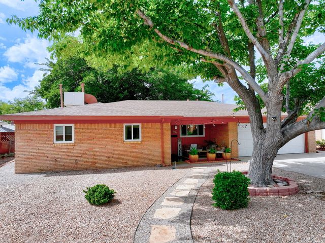 2813 Florida Street NE, Albuquerque, NM 87110