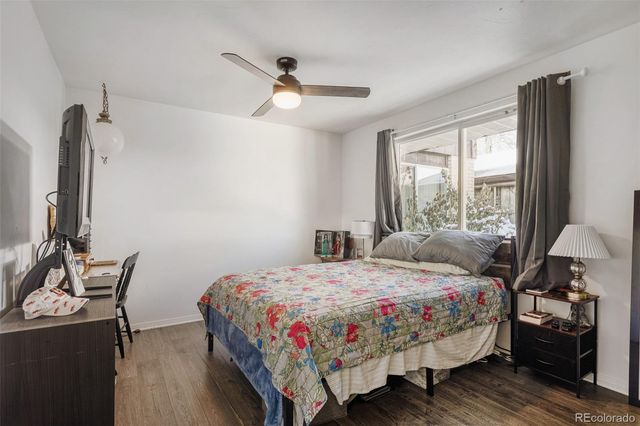 9842 W 22nd Place, Lakewood, CO 80215