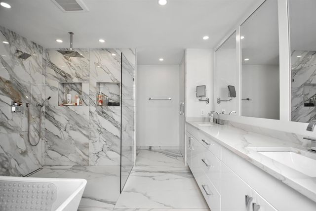 7484 Malibu Crescent, Boca Raton, FL 33433