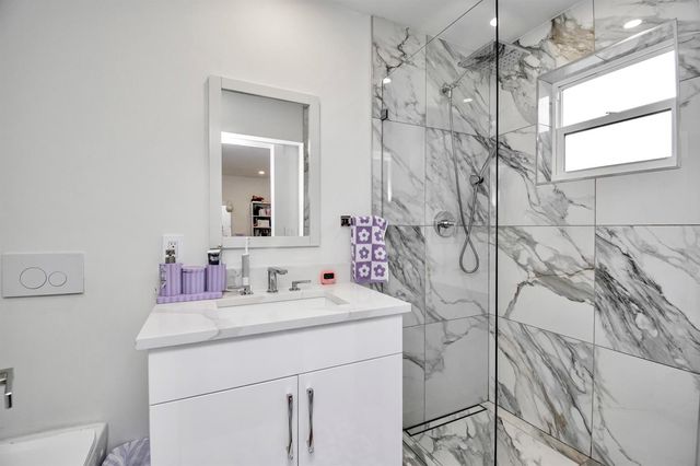 7484 Malibu Crescent, Boca Raton, FL 33433