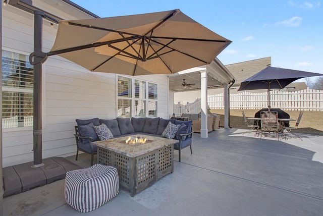 1834 Hidden Creek Drive, Hoschton, GA 30548