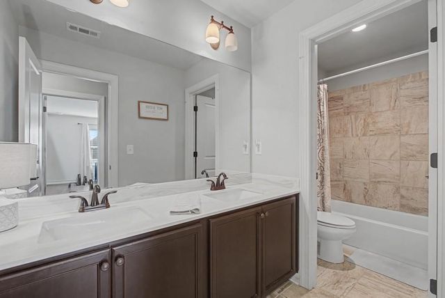 1834 Hidden Creek Drive, Hoschton, GA 30548